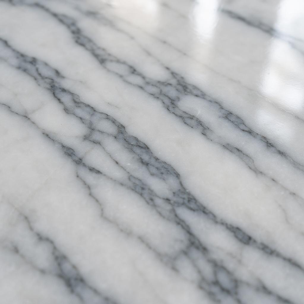 Scala in marmo curata a Monza